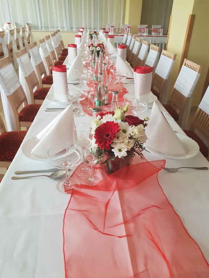 Hotel Preveza Spisska Nova Ves Luaran gambar